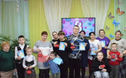 «Подарок к 8 марта»